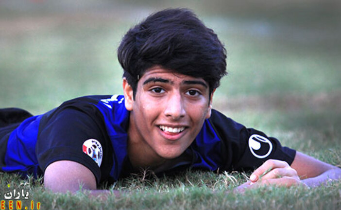 مهدی زنده بودی بهترین بازیکن لیگ برتر نوجوانان استان شد