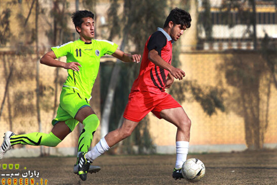 دو تیم در صدر به پای هم پیچیده اند پنج تیم در انتها+تصویر