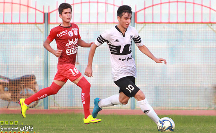 شاهین شهرداری اولین سه امتیاز را از دل کویر به چنگ آورد