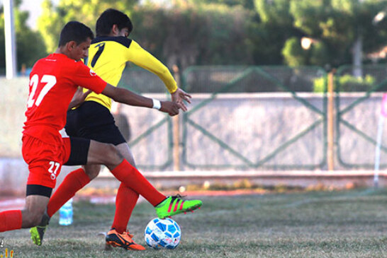 ایران جوان خورموج با گل باد آورده برد، پارس جنوبی با پشت پا به بازی جوان مردانه