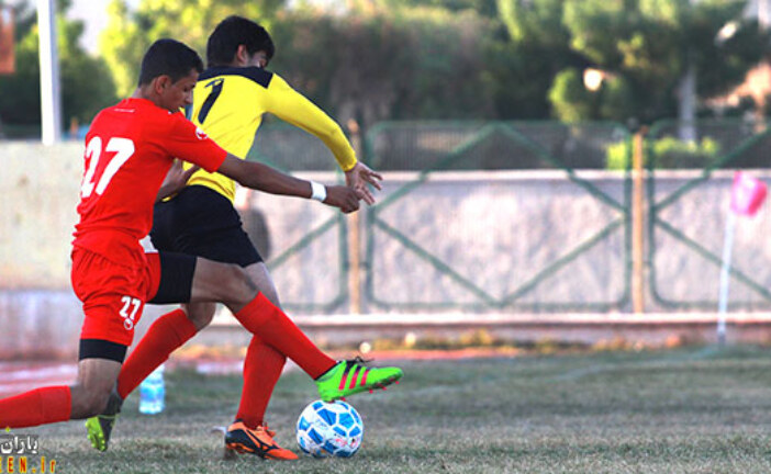 ایران جوان خورموج با گل باد آورده برد، پارس جنوبی با پشت پا به بازی جوان مردانه