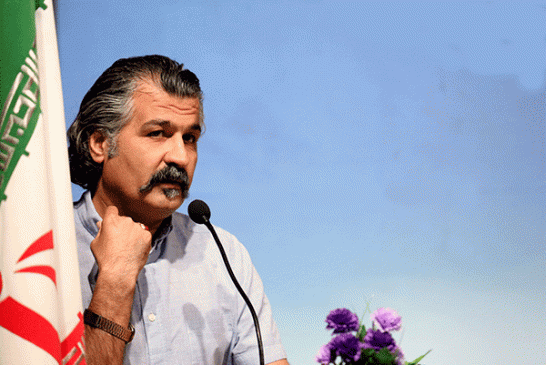 رو سینه را…