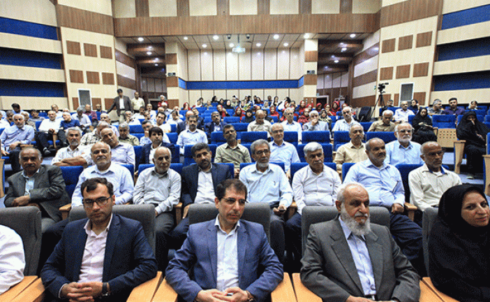 تجلیلی که با گلایه‌های بی‌پایان همراه شد