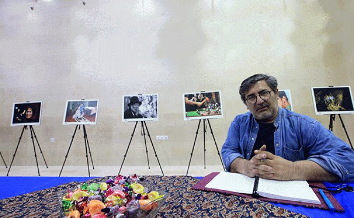 عکس‌های سینمایی نواب در نگارخانه بهزاد