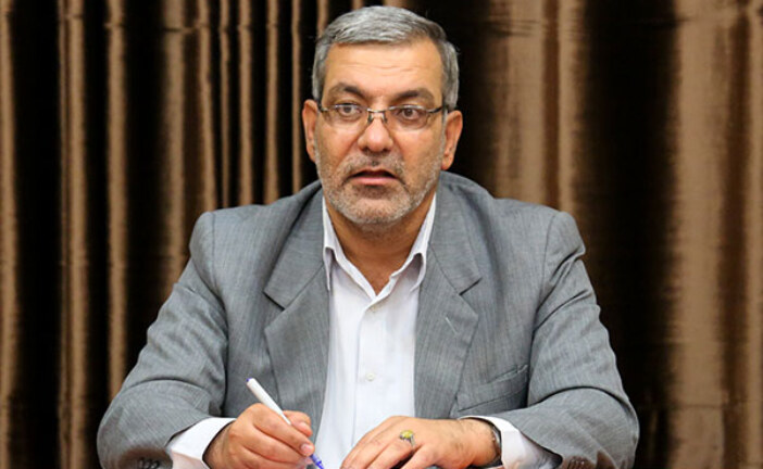 فشار از بیرون، انعطاف از درون