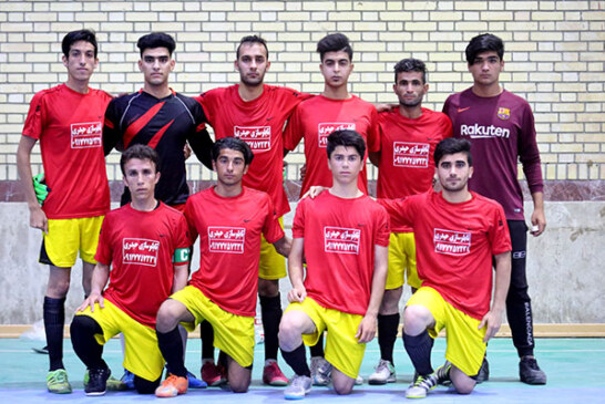 پدیده ظهور کرد/ جزیره غرق شد/ پرسپولیس به دور دوم رسید