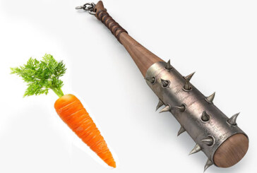 متن‌های بدون نام و سیاست«چماق و هویج»