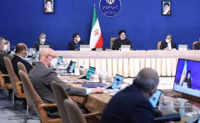 سرما و گاز هم دولت رئیسی را غافلگیر کرد/ متهم کردن «مردم و دولت روحانی»، جایگزین مسئولیت‌پذیری شد