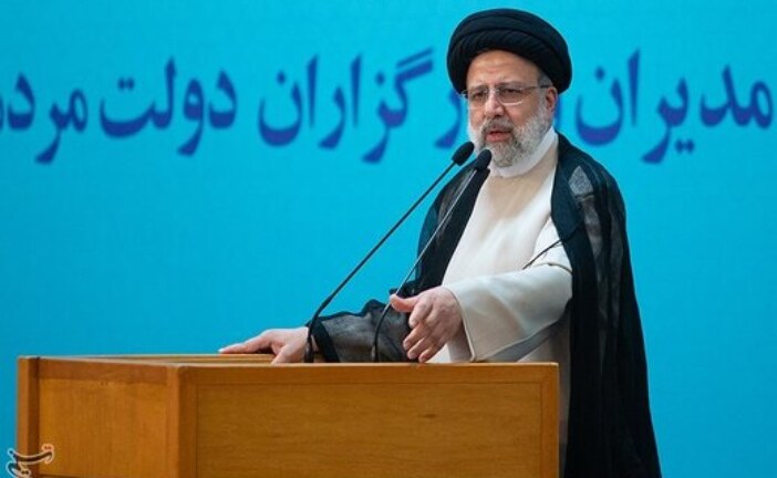 تیم رسانه‌ای دولت در متن مکتوب، سخنان رئیسی را سانسور کرد؛ آگاهانه یا ناآگانه؟