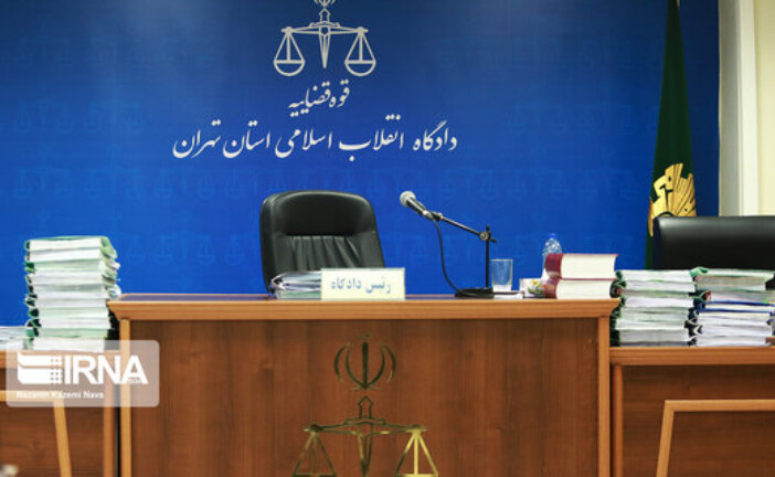 دفاع متهمان در دادگاه: کوکتل مولوتوف را با ماشین جلوی سفارت آوردند/ برای غیرت و اعتراض و نهی از منکر رفتیم/ ما در کوی دانشگاه هم بودیم و کتک خوردیم