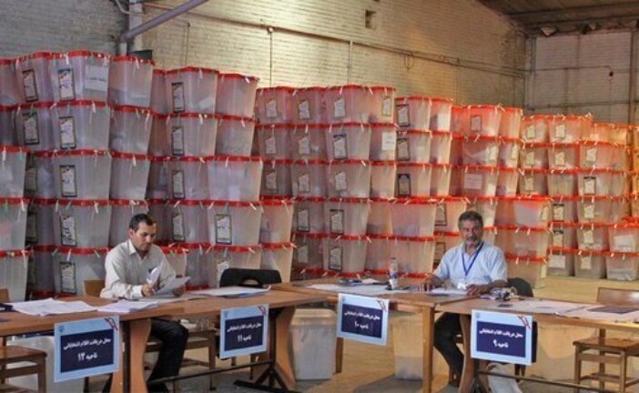 دولت ناکارآمدیش را اصلاح نکرده، به فکر تصاحب مجلس آینده است / دوسوم این نمایندگان در مجلس آینده نخواهند بود/برخی نمایندگان فعلی از مردم عذرخواهی کنند