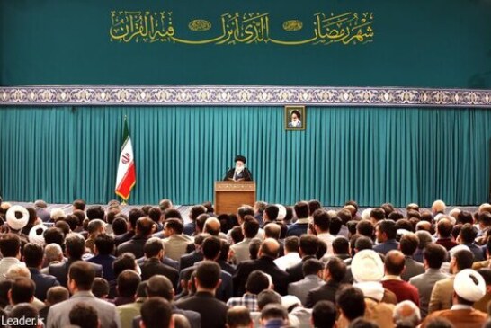 رهبر انقلاب: با هر لحنی که قرآن تلاوت می کنید ، اثرگذار باشید!