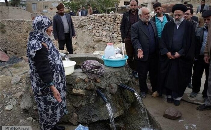 «تیغ کٌند آتش به اختیارها»در مواجهه با«گرانی و تورم»/ مردم زابل«رب و نان» به جای غذا می خورند،صدای «ستاد امر به معروف» در نمی آید
