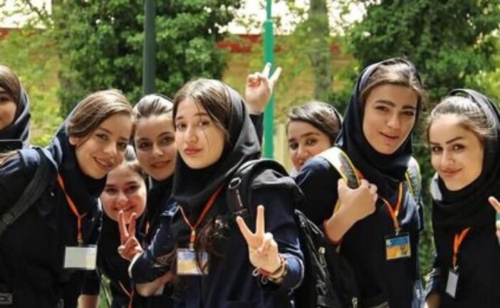 سرمایه اجتماعی،حلقه اتصال «حجاب» و «مهارتورم و رشدتولید»/ چگونه تندروی آمران به‌معروف و ناهیان از منکر، فضای کشور را دو قطبی می کند؟