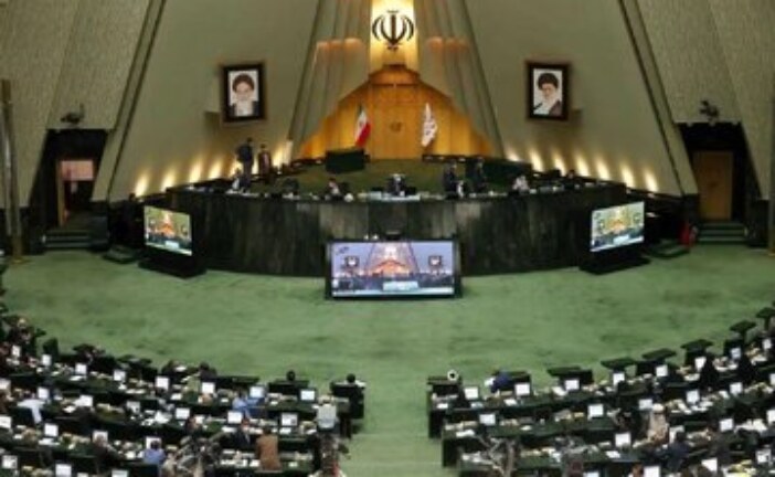 ۲ سال قدرت یک‌دست چه به روز کشور آورد؟/ تحلیل افروغ و خانیکی از شرایط آینده ایران/ راه حل: ایجاد فضا برای سیاست ورزی سپس انتخابات