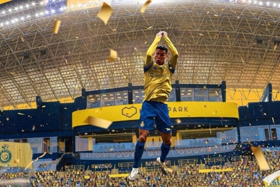 به لطف عربستان ستاره می‌چینیم و فوتبال می‌بینیم