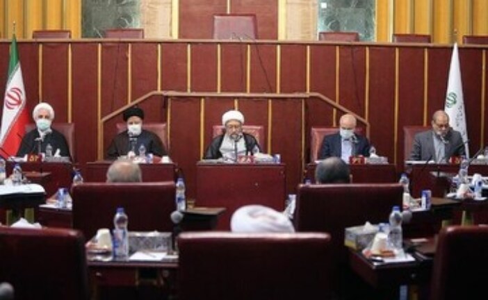 شوک به نمایندگان مخالف «هیات نظارت» مجمع تشخیص / آملی لاریجانی کوتاه نیامد