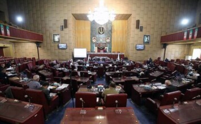 پایانِ سکوت آملی لاریجانی مقابل مجلس /رئیسی مخالف «شفافیت» شد؟