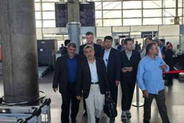 حلول روح احمدی نژاد در دوزیست های سیاسی /عکس یادگاری و دیگر هیچ!