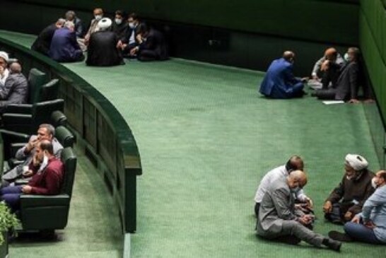 شفافیتِ نصفه و نیمه در مجلس /مقصران شکست طرح شفافیت چه کسانی هستند؟