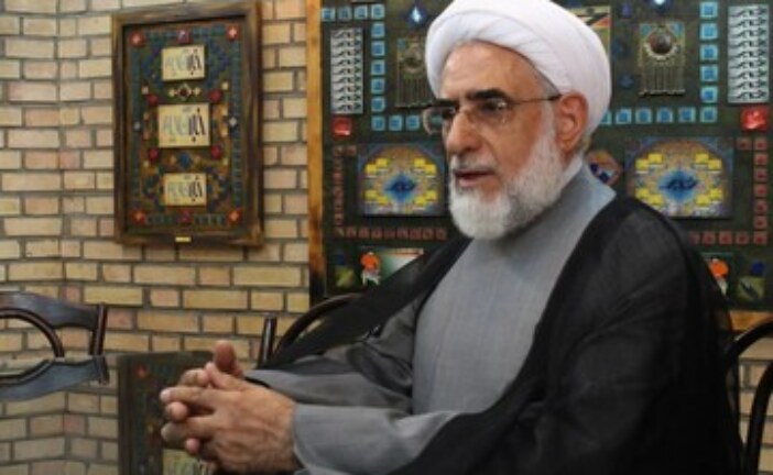 منتجب نیا: برجام در دولت روحانی سند خیانت بود اما در دولت رئیسی فرشته نجات شد! /این راه به ناکجاآباد است