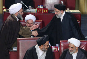 چالش بزرگ رئیسی در انتخابات مجلس خبرگان ششم؛ کاندیداتوری از تهران یا بیرجند؟