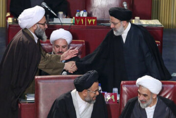 چالش بزرگ رئیسی در انتخابات مجلس خبرگان ششم؛ کاندیداتوری از تهران یا بیرجند؟