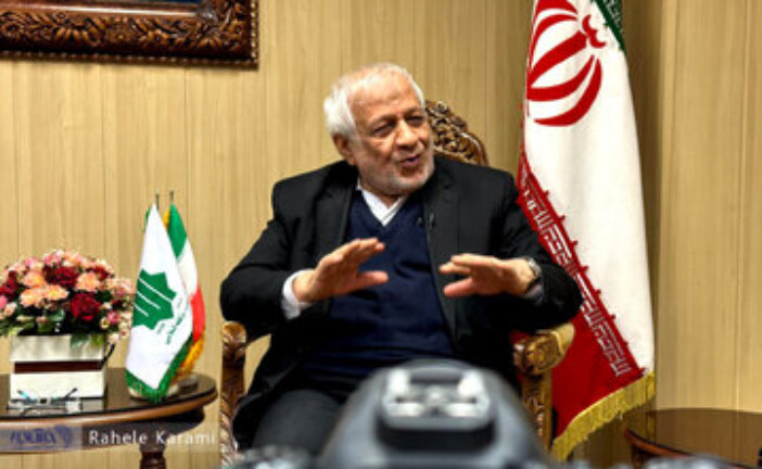 بادامچیان: اصولگرایان به «لیست واحد» نمی رسند / اصلاح‌طلبان، اپوزیسیون شده‌اند / دولت‌ها دوست دارند، مجلس همراه‌شان باشد