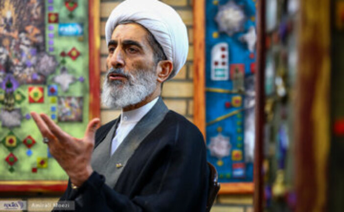 بدون تعارف با هادی صادقی؛ از عملکرد فقهای شورای نگهبان و امتیازات لیست جامعه روحانیت در انتخابات خبرگان تا اشتباه بزرگی به نام «یارانه»