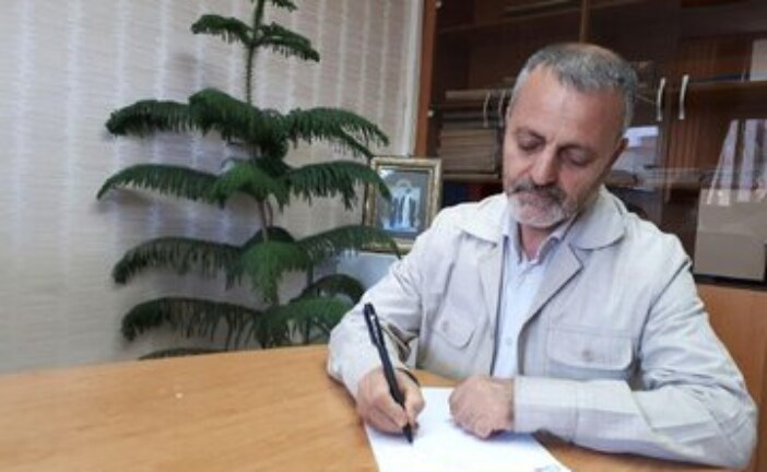 انتقادات صریح زریبافان از دیکتاتوری پدرخوانده‌های اصولگرا /با تشویق، تطمیع یا تهدید افراد خارج از لیست را وادار به انصراف می کردند