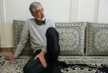 حدادعادل؛ یک بازیگر نه بازیگردان! /رمزگشایی از «شکست بزرگ» در ایفای نقشِ ریش‌ سفیدی قوم اصولگرایان