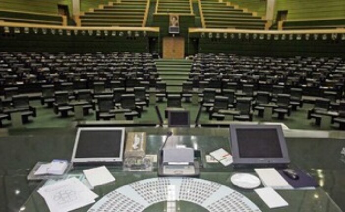 ۴ وزیر احمدی‌نژاد در مجلس ماندنی شدند/رأی جنجال سازان پارلمان ریزش کرد اما…/ردپای مخالفان صیانت و لایحه حجاب در مجلس دوازدهم