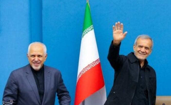 ظریف زیر فشارِ سنگین «تندروها» و «مجاهدان شنبه» /هتاکی روزهای اخیر به «معتمد پزشکیان» بخاطر چیست؟