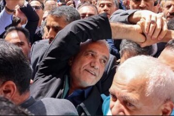 لیلاز: «مجاهدان شنبه»، سهم و رانت می‌خواهند/ ترمیم دریافتی بازنشستگان و حجاب از اولویت های فوری دولت پزشکیان باشد / رمز موفقیت دیپلماسی او چیست؟