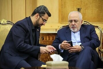 هروی: ظریف و آذری جهرمی بدنبال سهم خواهی از دولت پزشکیان نیستند /پزشکیان باید کابینه جسور، خردمند و با تجربه را تشکیل دهد