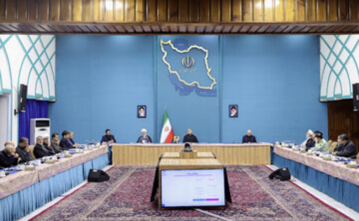 دوئل «یارانِ پزشکیان» و «موافقان فیلترینگ» در شورایعالی فضای مجازی /۸ رأی دولتمردان در مقابل ۱۹ رأی موافق و ممتنع