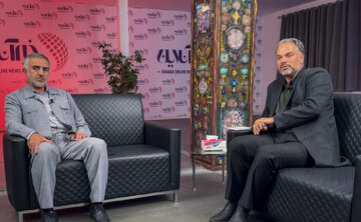 فیلترینگ در «کافه خبر» /رشیدی کوچی: بله شراب حرام است اما اینترنت که حرام نیست /سراج: باید یقه شورایعالی فضای مجازی را گرفت