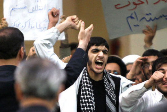 تبارشناسی «گروه‌های فشار»؛ از لباس شخصی‌ها و کفن‌پوشان تا خودسرها/ چرا هیچ کس گروه های فشار را گردن نمی گیرد؟