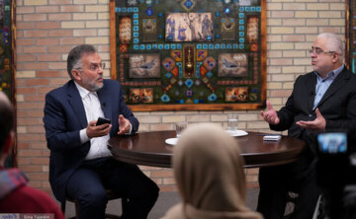 FATF در «کافه خبر»/ جعفرزاده: خدا لعنت کند کسی که ۸۵ میلیون ایرانی را قربانی کرد/ عباس زاده: کاسبان تحریم را نشانم دهید، یقه آنها را بگیرم