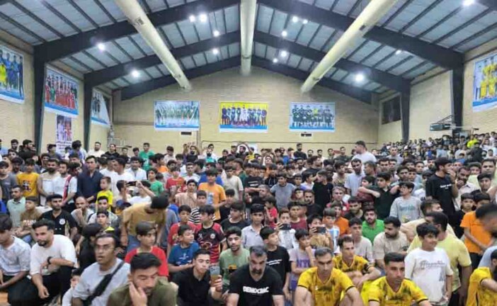 آنانی که کمک کردند تا شب‌های بهتری در سالن نفت داشته باشیم