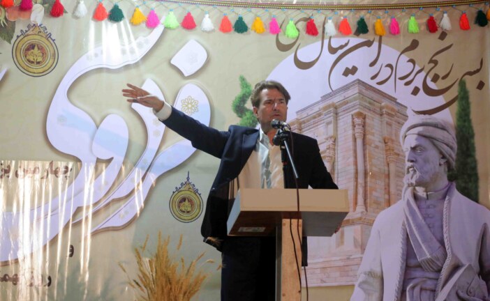 بانگ بلند شاهنامه در روستای بهمنیاری