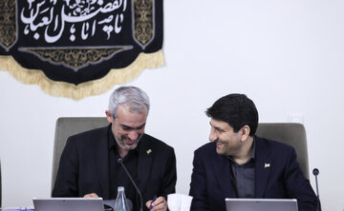 آیا نظامیان مخالف رفع فیلترینگ هستند؟/ستارهاشمی: مردم از وضعیت اینترنت خوشحال و راضی هستند/ محدودسازی اینترنت به ارتقا حکمرانی کمک نمی‌کند