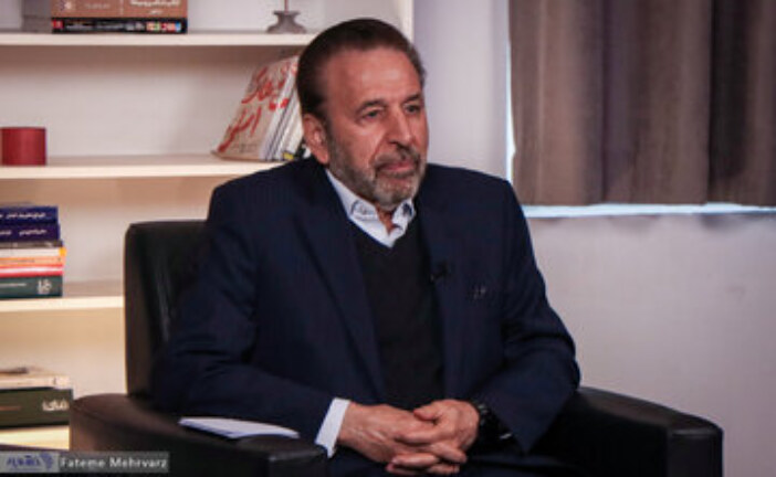 واعظی: بازگشت لاریجانی اگر گام نخست تغییر رویکرد باشد، اقدامی سازنده است/ کنار گذاشته شدن جلیلی با استقبال بخش قابل توجهی از جامعه روبرو می شود