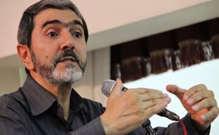 مبلغ:بخشی از توان دستگاه‌های امنیتی متوجه منتقدان است تا نفوذی‌ها/ قانون انتصاب افراد در مشاغل حساس روند خطرناکی ایجاد کرد/مشاور احمدی نژاد جاسوس بود؟