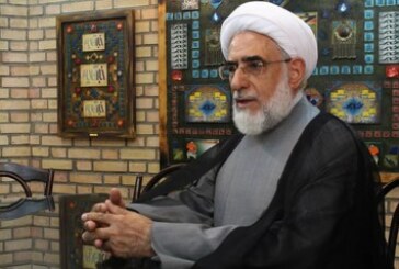 منتجب نیا:قانون اساسی به صراحت اجازه حضور مردم را داده و نیازی به مجوز دیگر نیست/در گذشته برخی اغتشاشات توسط مامورین انجام اما به پای مردم نوشته شد