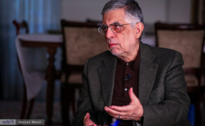 کرباسچی: به جای ۸۰ هزار نیرو ۸ میلیون نفر هم به خیابان بیاید تاثیری بر حجاب جامعه ندارد/ این نهادها نباید بودجه‌های میلیاردی داشته باشند