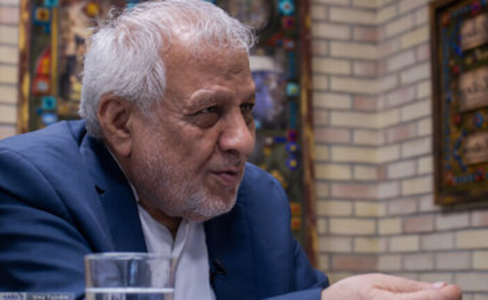 بادامچیان: بودجه در زمان طاغوت با برنامه‌های دربار فاسد شاه گره خورده بود/ زمانی که در لهستان قوانین اسلامی پیاده شد، یک نفر دزد پیدا نمی‌شد