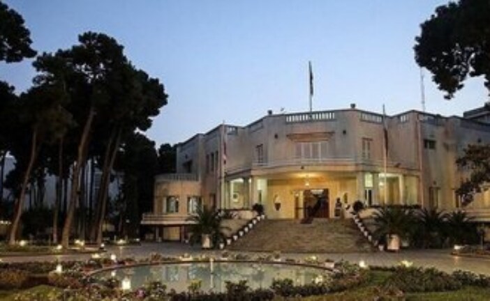 خط مسعود پزشکیان سفید است؟/ قائم پناه: صادقانه خطم سفید است/ جبلی: بعد از جنگ دیدم خطم باز شده!/ معاون علمی رئیس جمهور: انشالله خط همه مردم سفید شود