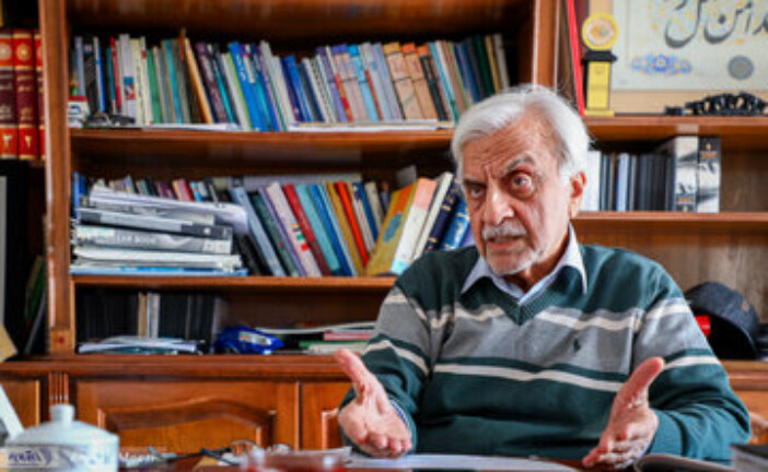 طرح سوال از پزشکیان سیاسی است اما فرصتی برای بیان واقعیت ها توسط رئیس دولت است/ روایت مصطفی هاشمی‌طبا از جریان سیاسی که در کشور «همه چیز را می خواهد»!