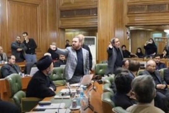 پایان ماه عسل در شهرداری تهران؛ زاکانی دیگر خواب بهشت را ببیند/ شکاف میان اصولگرایان پس از اصلاح قانون در مجلس/ قالیباف، زاکانی را از تهران حذف کرد؟